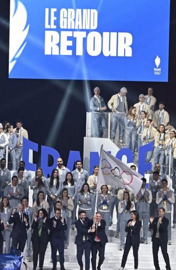 Pôle glace relocalisé à Lyon et partage des responsabilités au programme de la région Auvergne-Rhône-Alpes pour les JO 2030